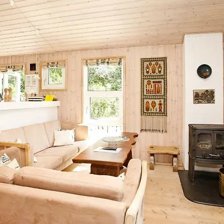 Two-bedroom Holiday In Knebel 4
