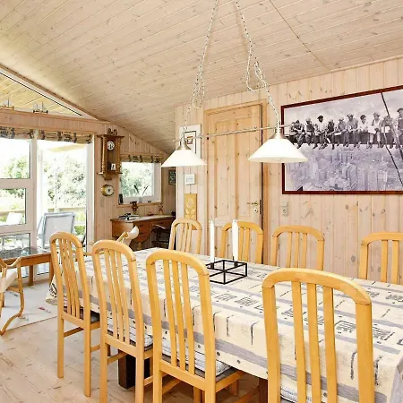 Semesterbostad Two-bedroom Holiday In Knebel 4 Ørby