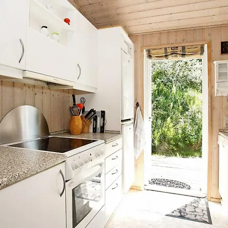 Two-bedroom Holiday In Knebel 4 Semesterbostad *